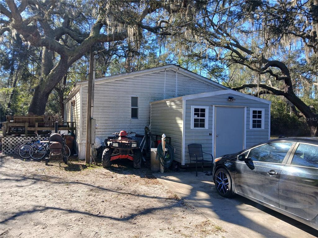 136 Powerline Road Melrose, FL 32666 - Photo 4 of 32