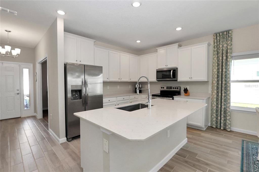 7934 Southwest 74th Loop Ocala, FL 34474 - Photo 13 of 40