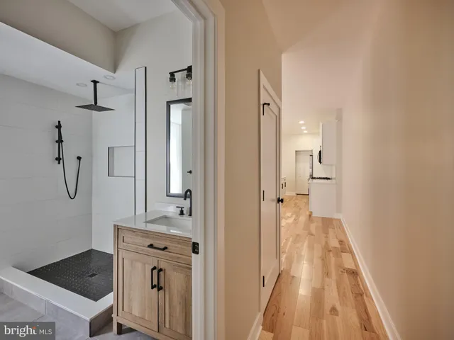 $2,950 | 32 South State Street, Unit 2, Newtown, PA 18940