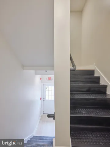 $2,950 | 32 South State Street, Unit 2, Newtown, PA 18940