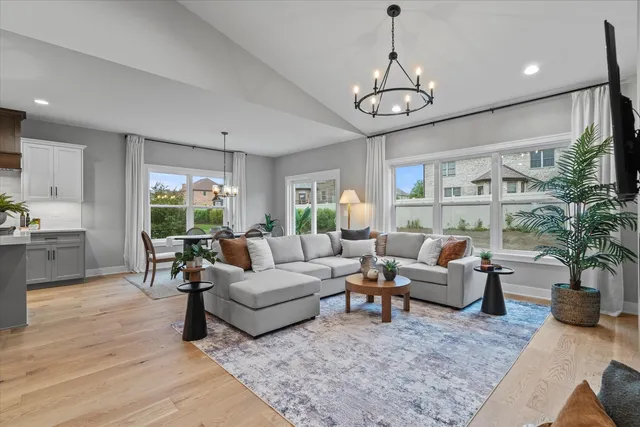 $679,990 | 16590 Kayla Drive, Lemont, IL 60439