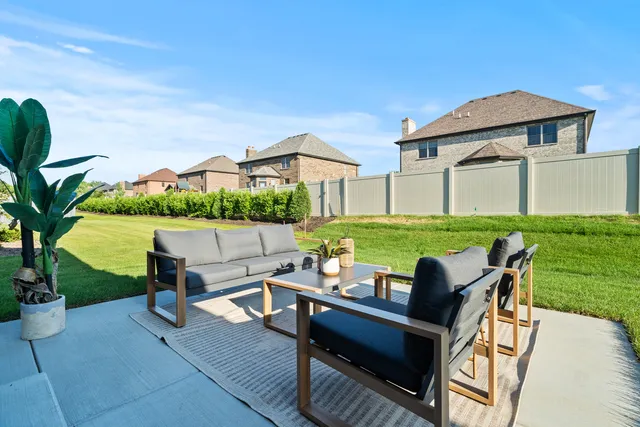 $679,990 | 16590 Kayla Drive, Lemont, IL 60439