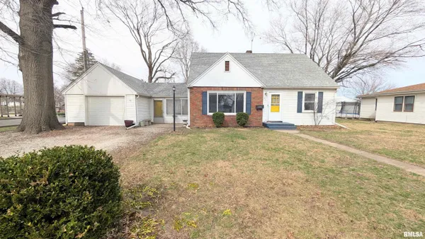 $139,900 | 323 Hilda Court, Chillicothe, IL 61523