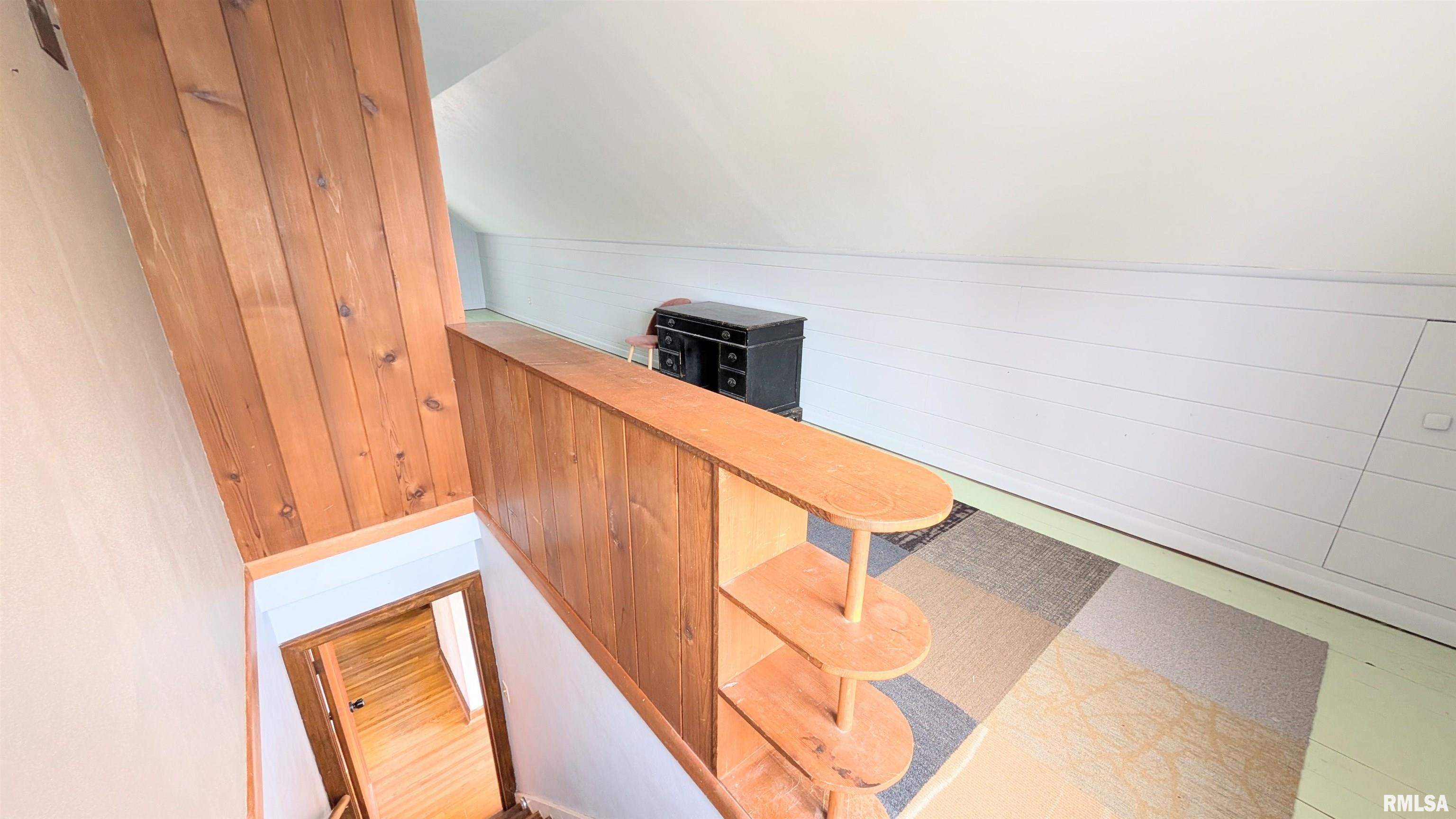 323 Hilda Court Chillicothe, IL 61523 - Photo 19 of 34