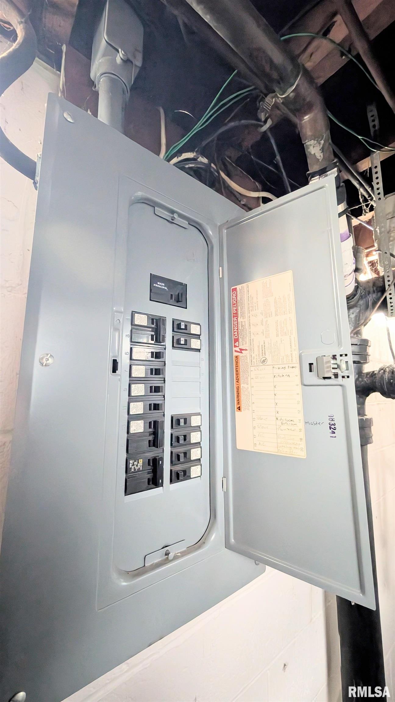 323 Hilda Court Chillicothe, IL 61523 - Photo 33 of 34