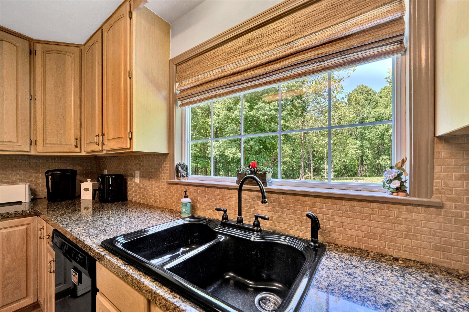 407 McFalls Road Blue Ridge, VA 24064 - Photo 18 of 42 18-DSC00202