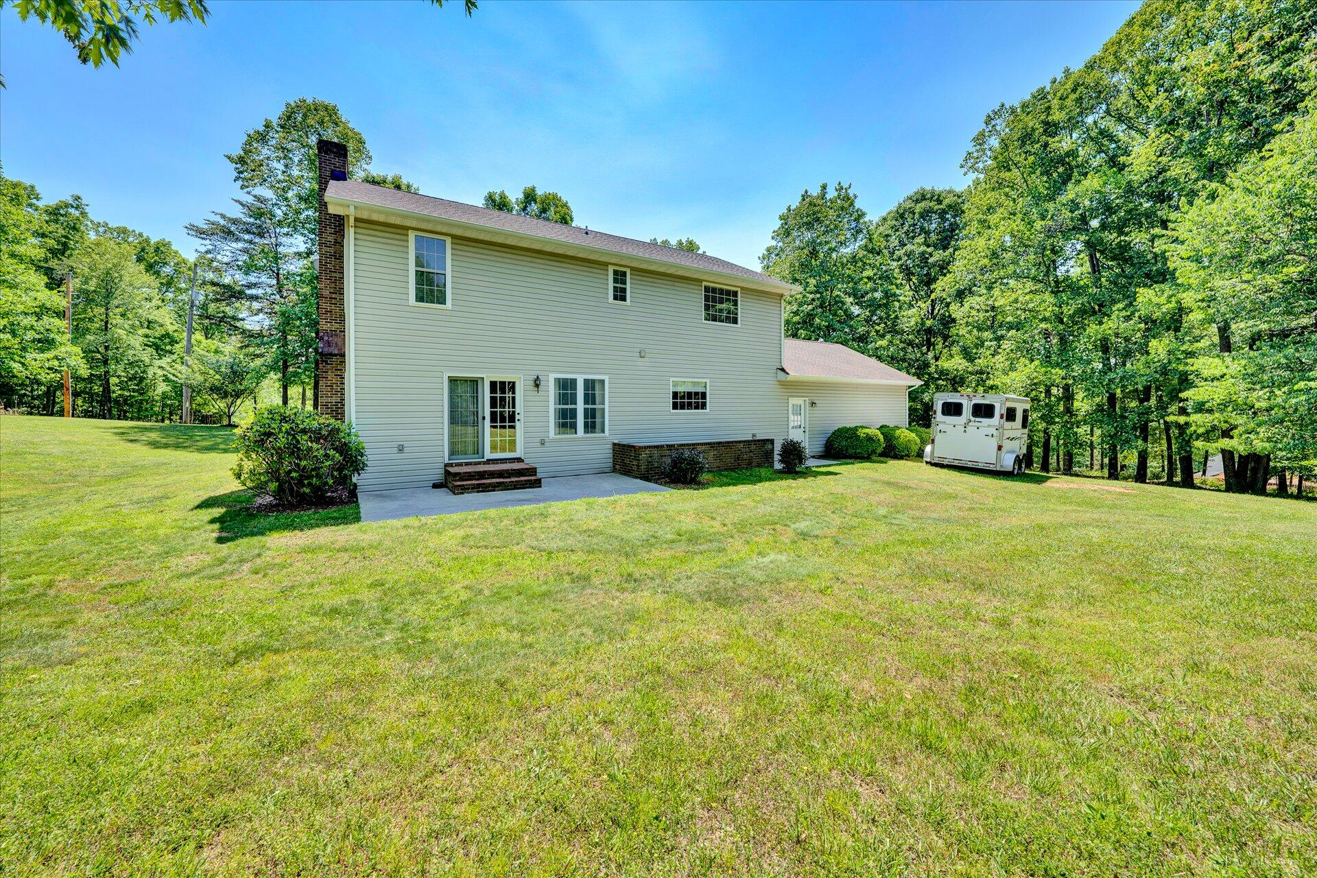 407 McFalls Road Blue Ridge, VA 24064 - Photo 36 of 42 36-DSC00265