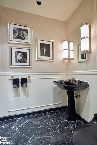 $3,995,000 | 1095 Park Avenue, Unit 8B | Upper East Side