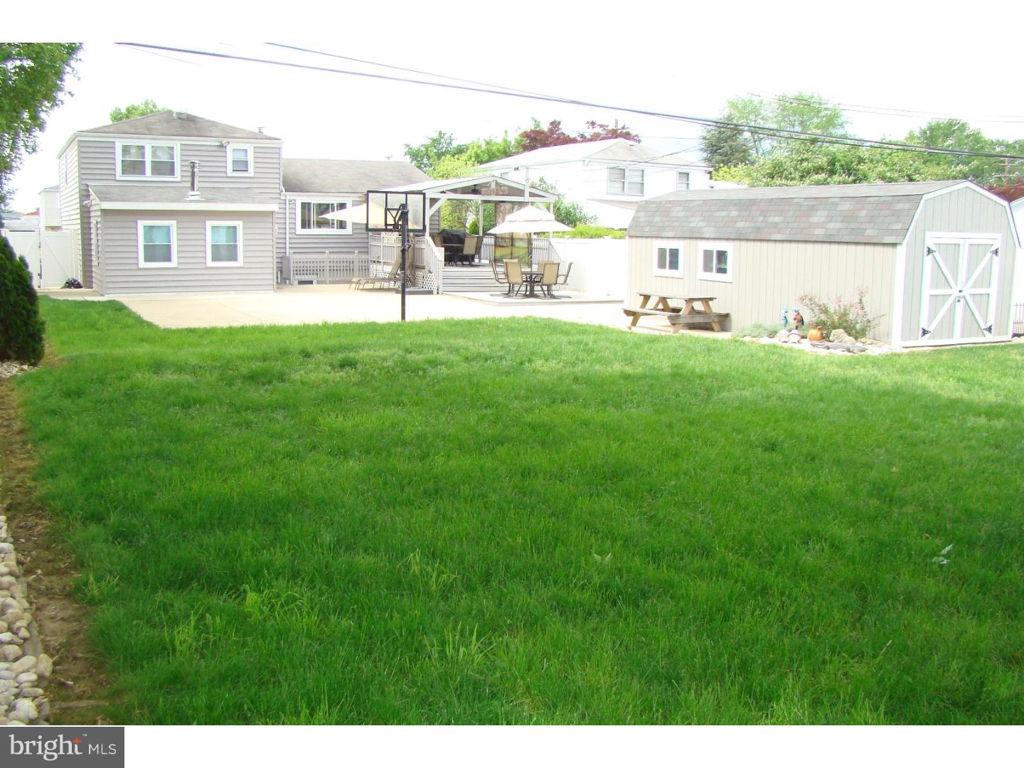 1135 Bloomdale Road Philadelphia, PA 19115 - Photo 24 of 25 Exterior Back
