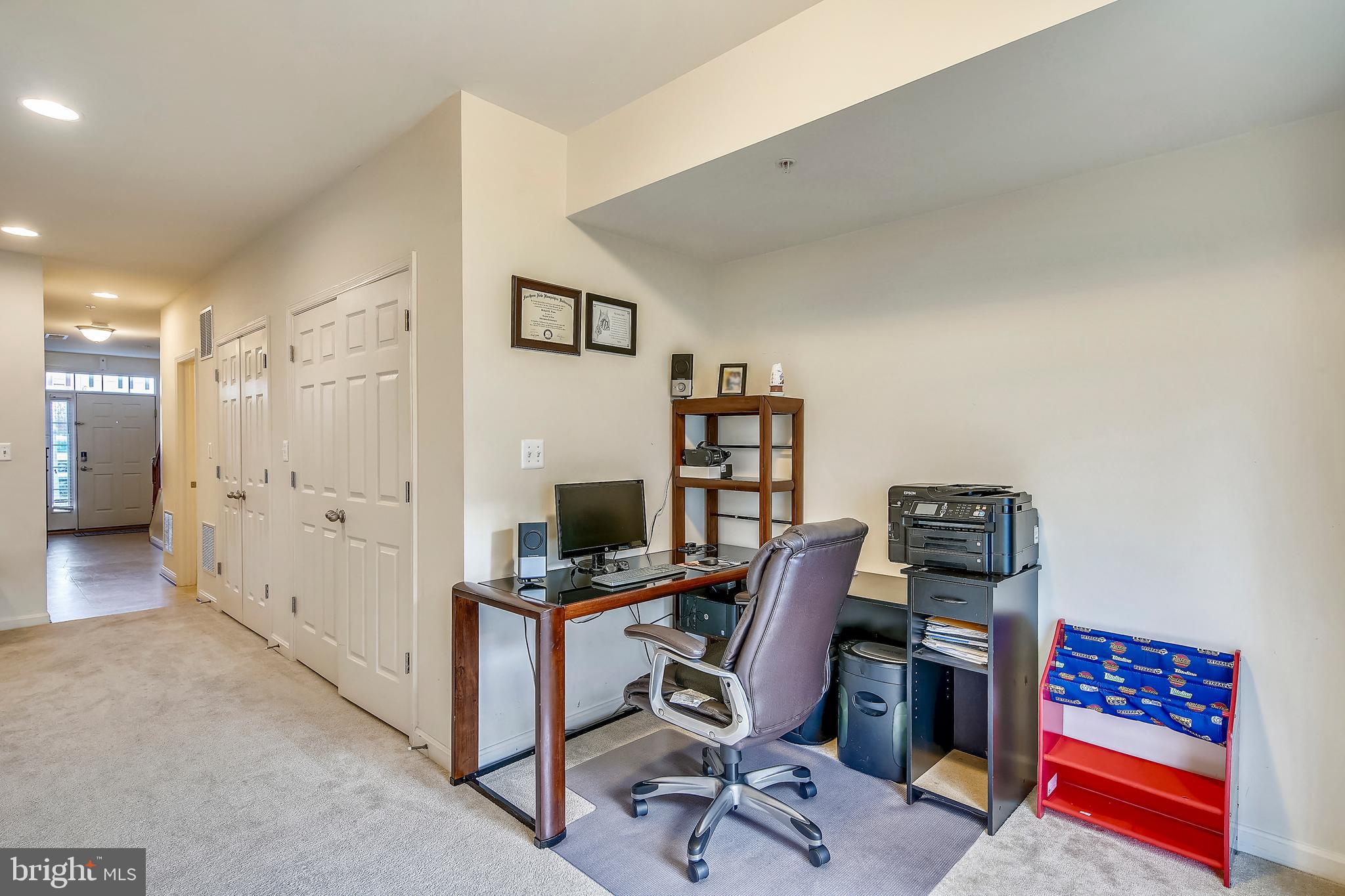 625 Amberfield Road Frederick, MD 21703 - Photo 3 of 37