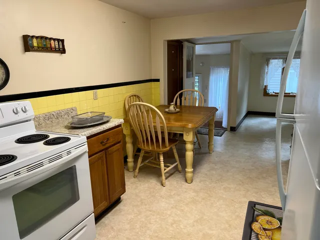 $165,000 | 225 North Lincoln Avenue, Lakeview, MI 48850