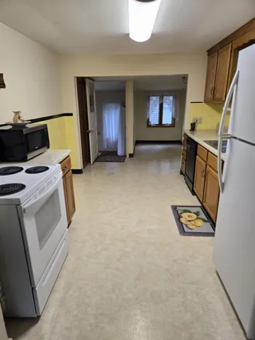 $165,000 | 225 North Lincoln Avenue, Lakeview, MI 48850