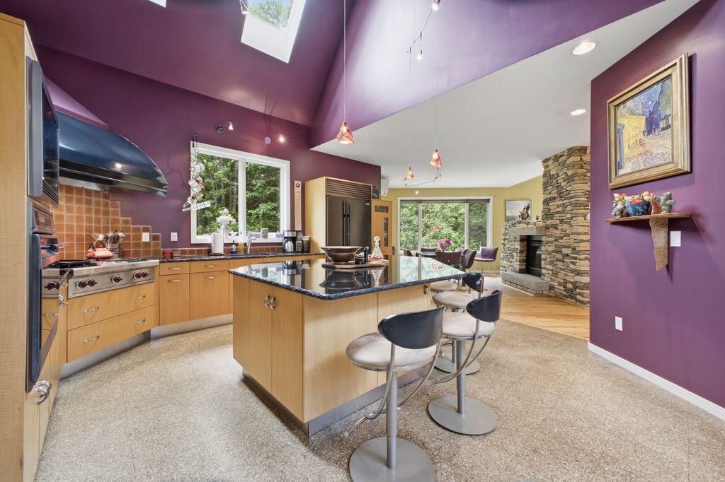 10 Middle Road Cumberland, ME 04021 - Photo 4 of 59