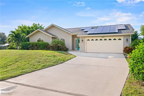 $399,999 | 4539 Pine Village Court, St. James City, FL 33956