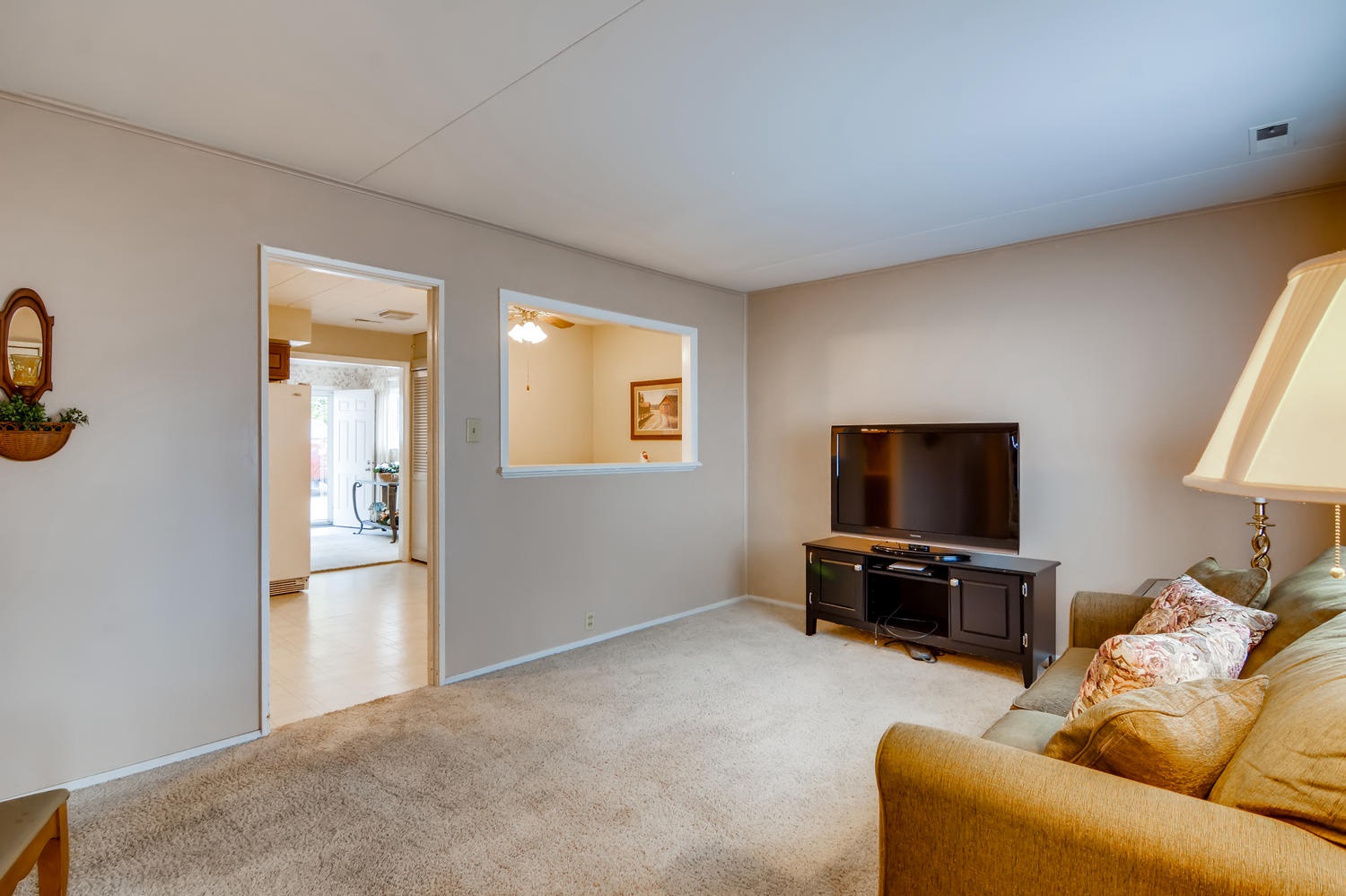 613 West Mill Road Evansville, IN 47710 - Photo 4 of 14 Gallery Image 4