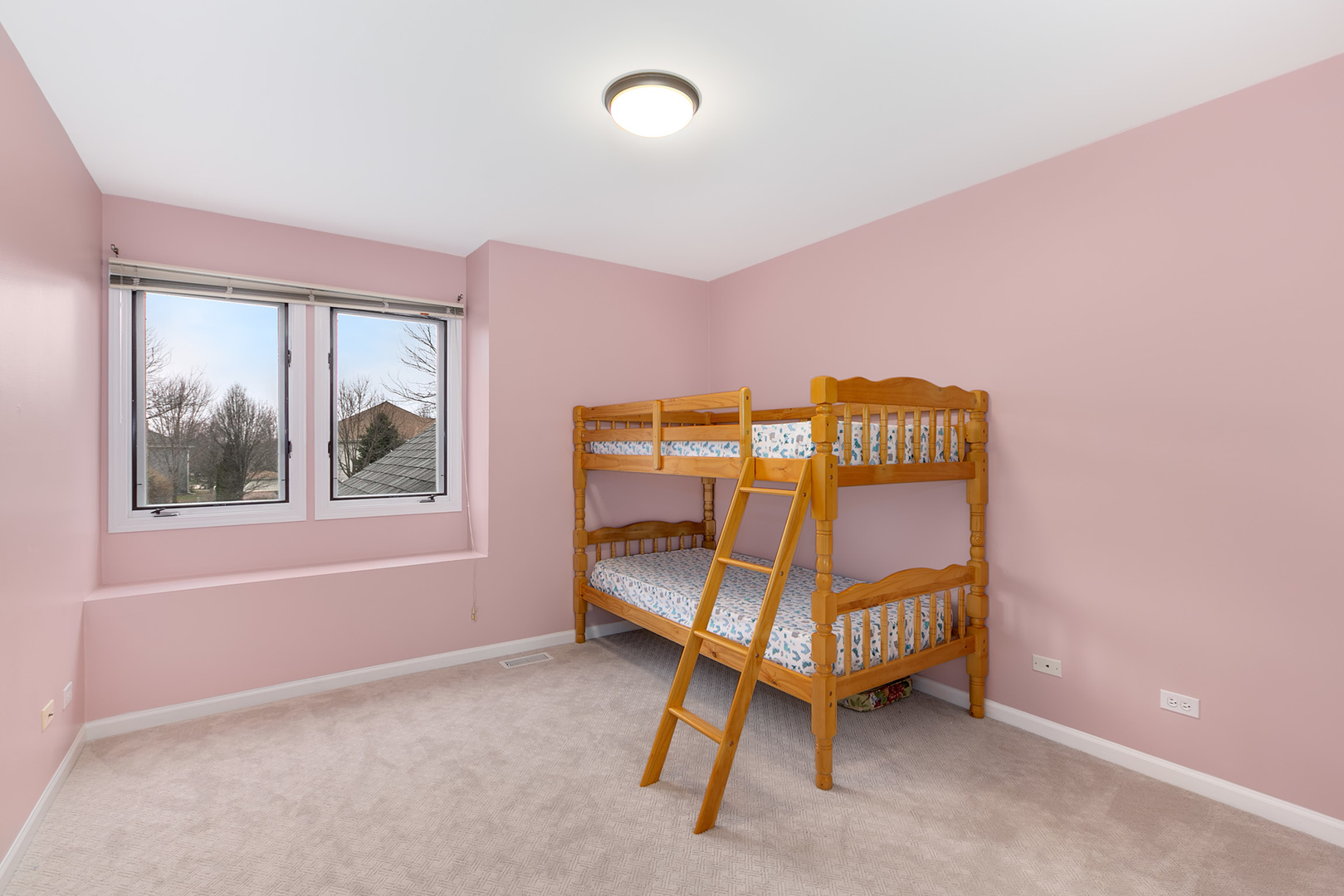 464 Lewis Road Geneva, IL 60134 - Photo 17 of 33 a bedroom with a bed and a window
