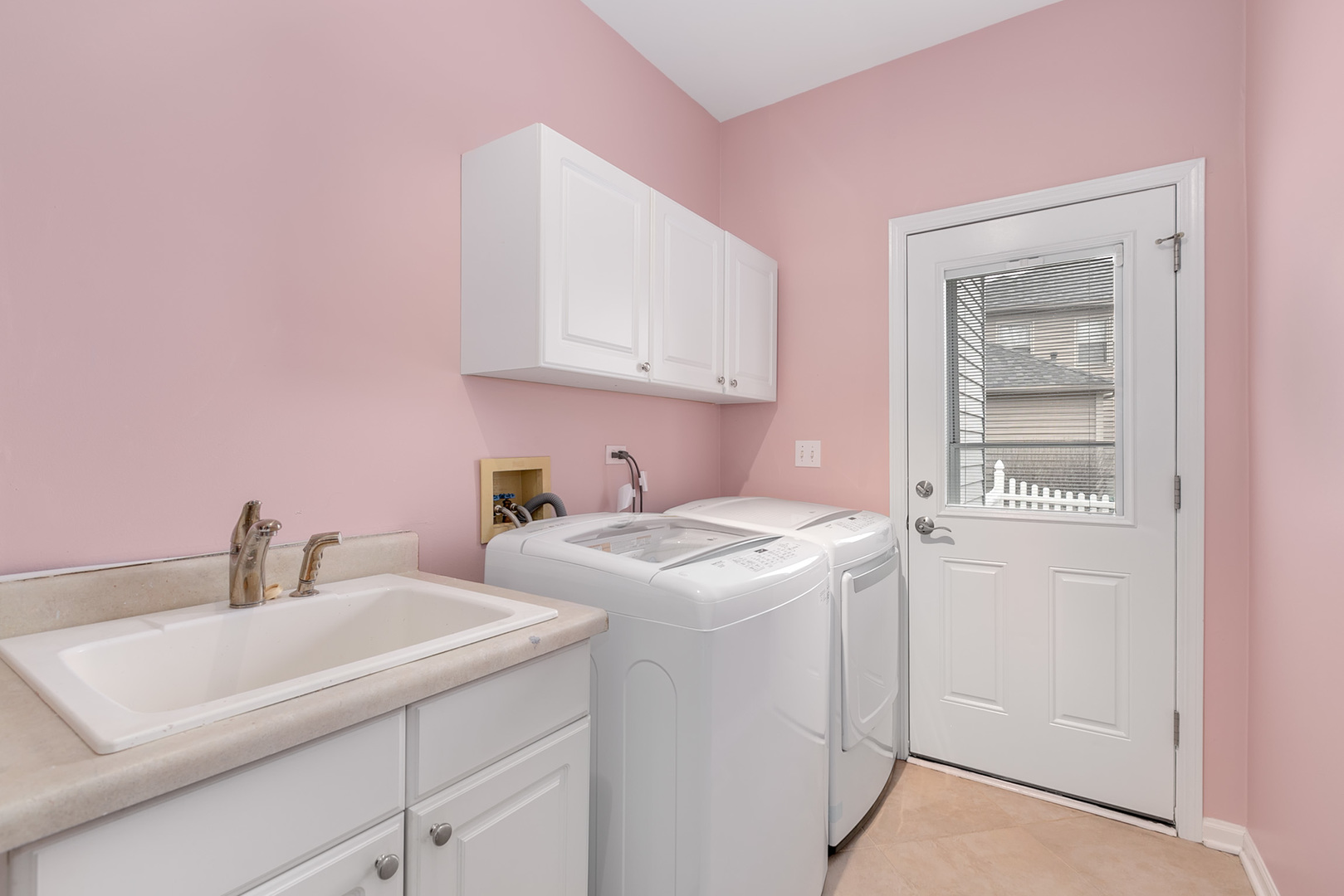 464 Lewis Road Geneva, IL 60134 - Photo 8 of 33
