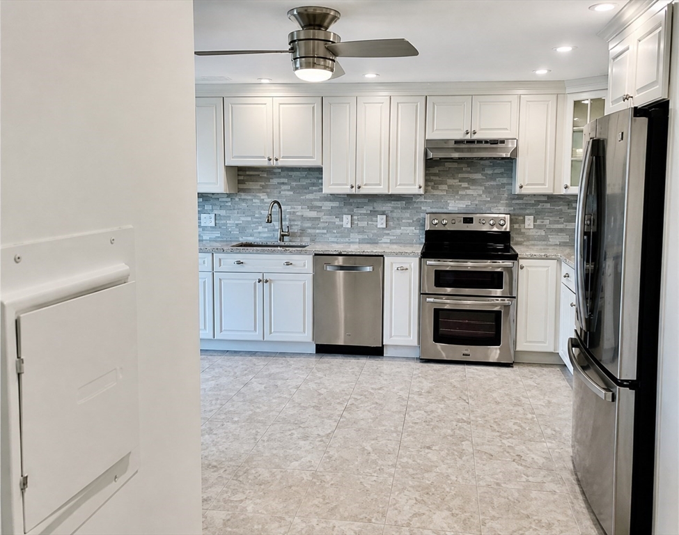 40 Village Road, Unit 1012 Middleton, MA 01949 - Photo 10 of 40 Gallery Image 10