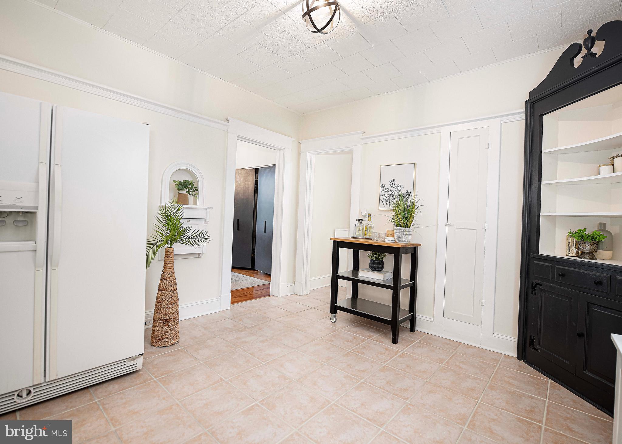 4512 White Avenue Baltimore, MD 21206 - Photo 14 of 32