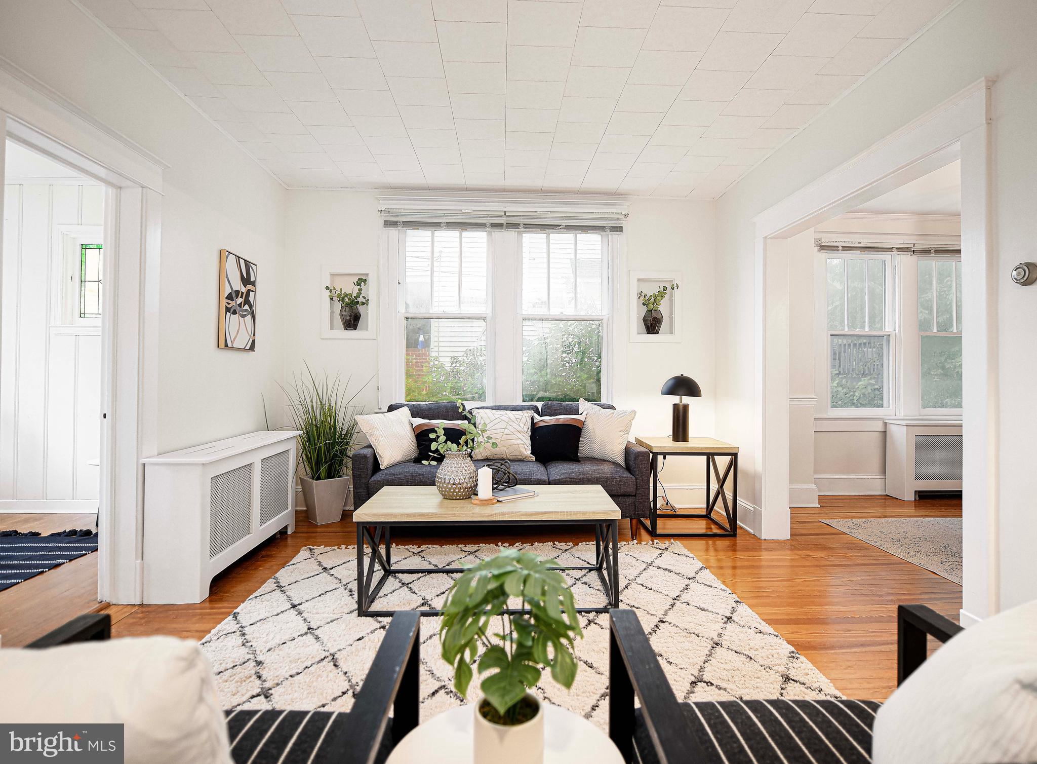 4512 White Avenue Baltimore, MD 21206 - Photo 3 of 32