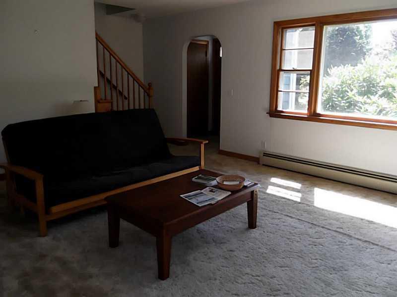 779 Cundy's Harbor Road Harpswell, ME 04079 - Photo 16 of 27 Living Room.