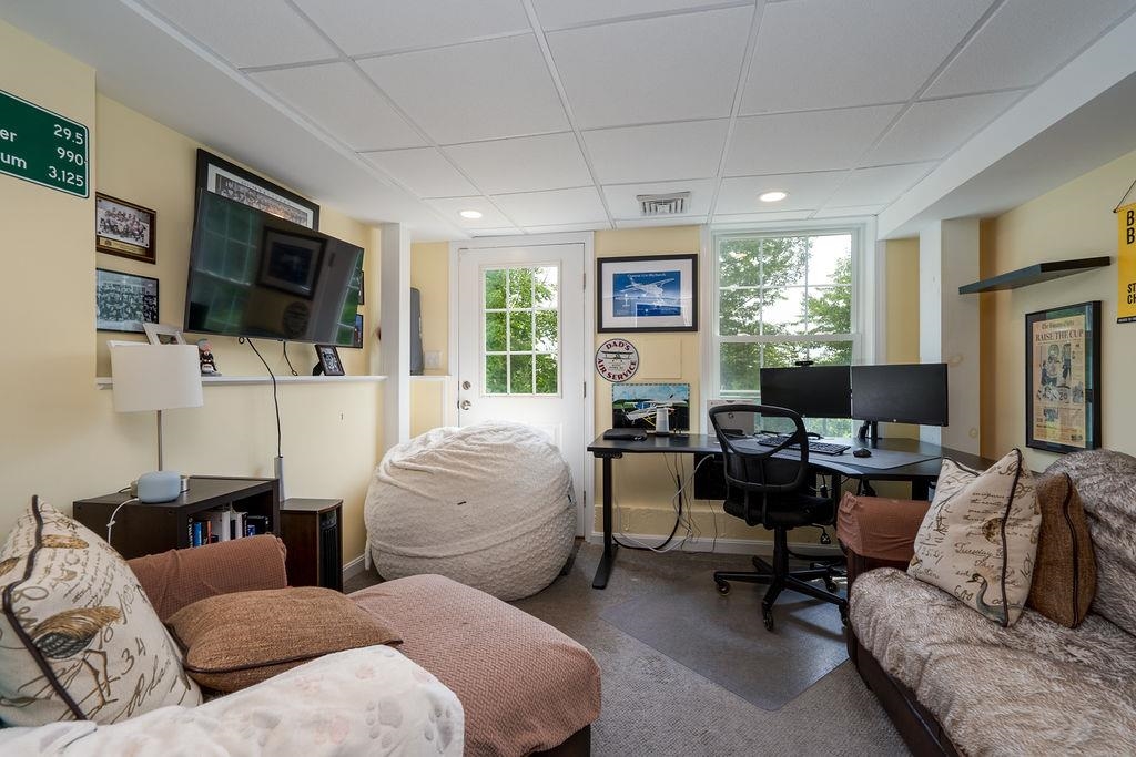 145 Timber Ridge Drive Milford, NH 03055 - Photo 5 of 40