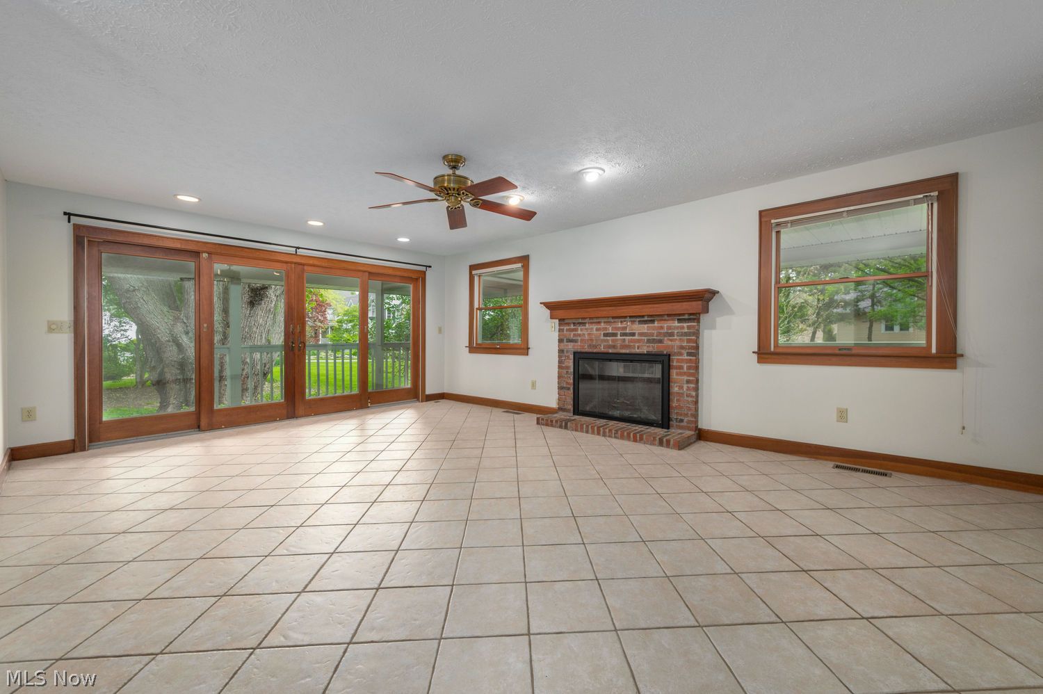 32530 Lake Road Avon Lake, OH 44012 - Photo 22 of 50