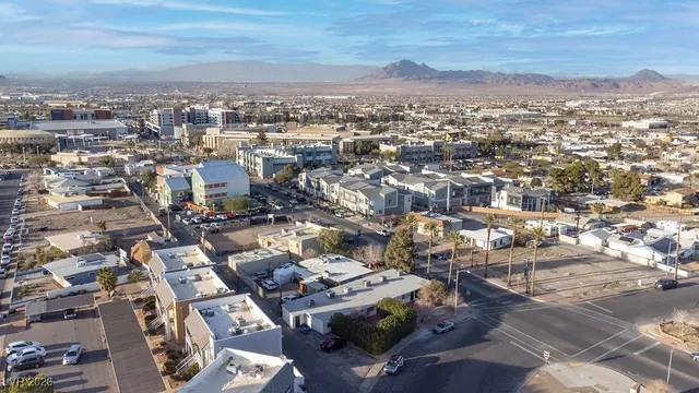 $1,295 | 342 South Water Street, Unit 4, Henderson, NV 89015