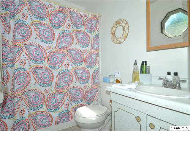 126 North Boston Road Troy, VA 22974 - Photo 15 of 39 Master Bath