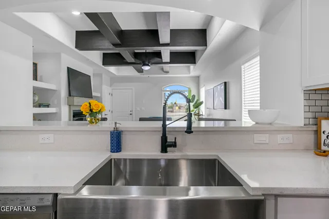 $295,000 | 11468 Park Lane, Socorro, TX 79927