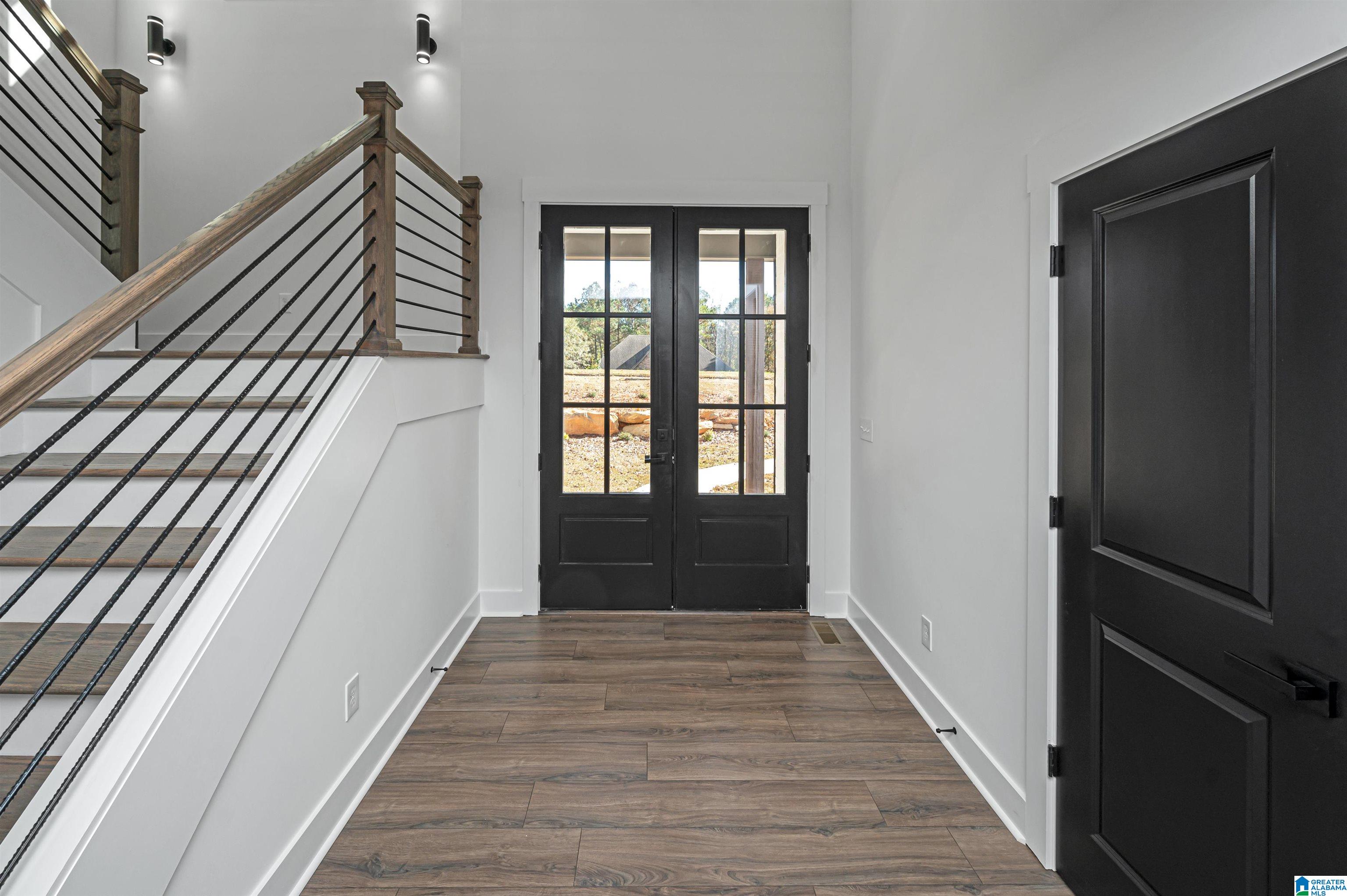 1009 Lake View Lane Calera, AL 35040 - Photo 5 of 52