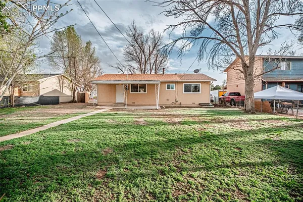 $315,000 | 417 Linda Vista Drive, Fountain, CO 80817