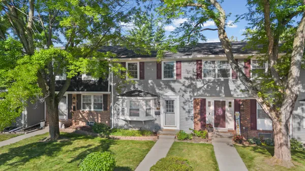 $275,000 | 19631 Neptune Court, Northville, MI 48167