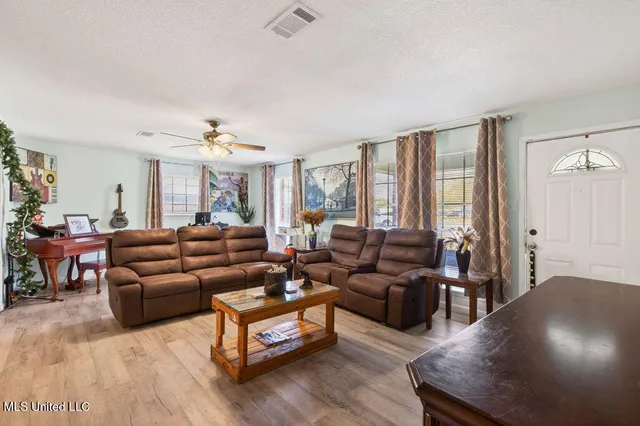 $327,000 | 6528 Columbus Circle, Ocean Springs, MS 39564