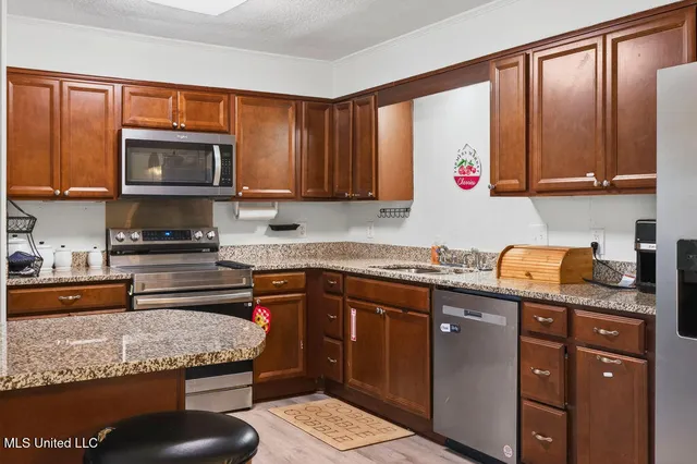 $327,000 | 6528 Columbus Circle, Ocean Springs, MS 39564