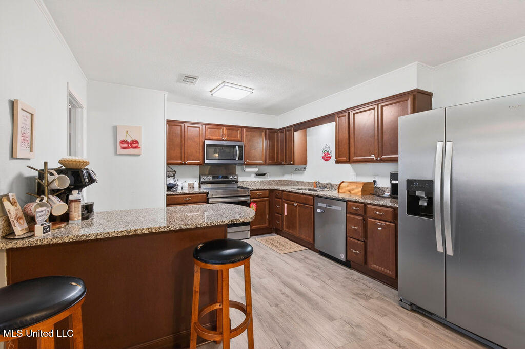 6528 Columbus Circle Ocean Springs, MS 39564 - Photo 26 of 42 6528ColumbusCir-21