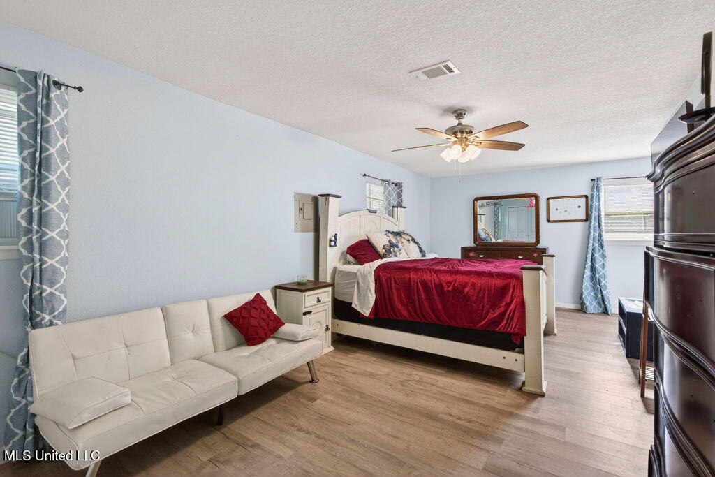 6528 Columbus Circle Ocean Springs, MS 39564 - Photo 32 of 42 6528ColumbusCir-26