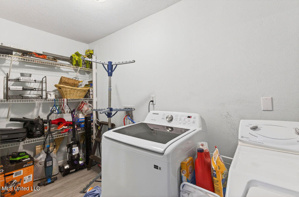 6528 Columbus Circle Ocean Springs, MS 39564 - Photo 36 of 42 6528ColumbusCir-34