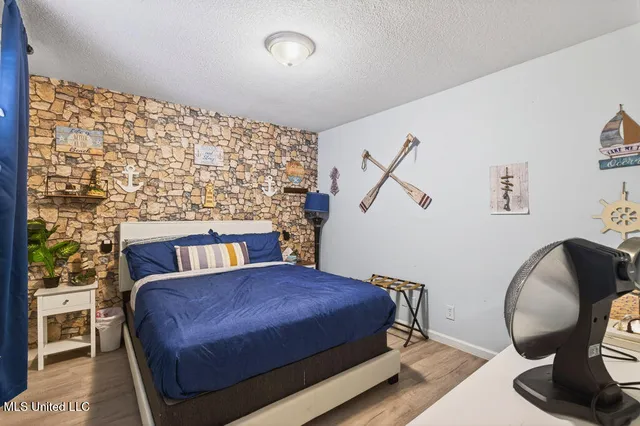 $327,000 | 6528 Columbus Circle, Ocean Springs, MS 39564