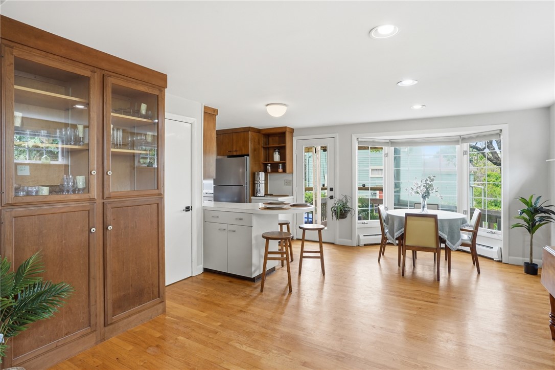 407 Smithfield Avenue Pawtucket, RI 02860 - Photo 9 of 49