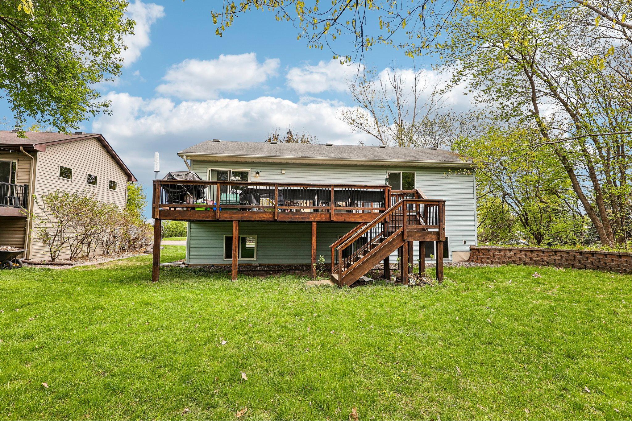 17640 89th Avenue North Maple Grove, MN 55311 - Photo 33 of 36