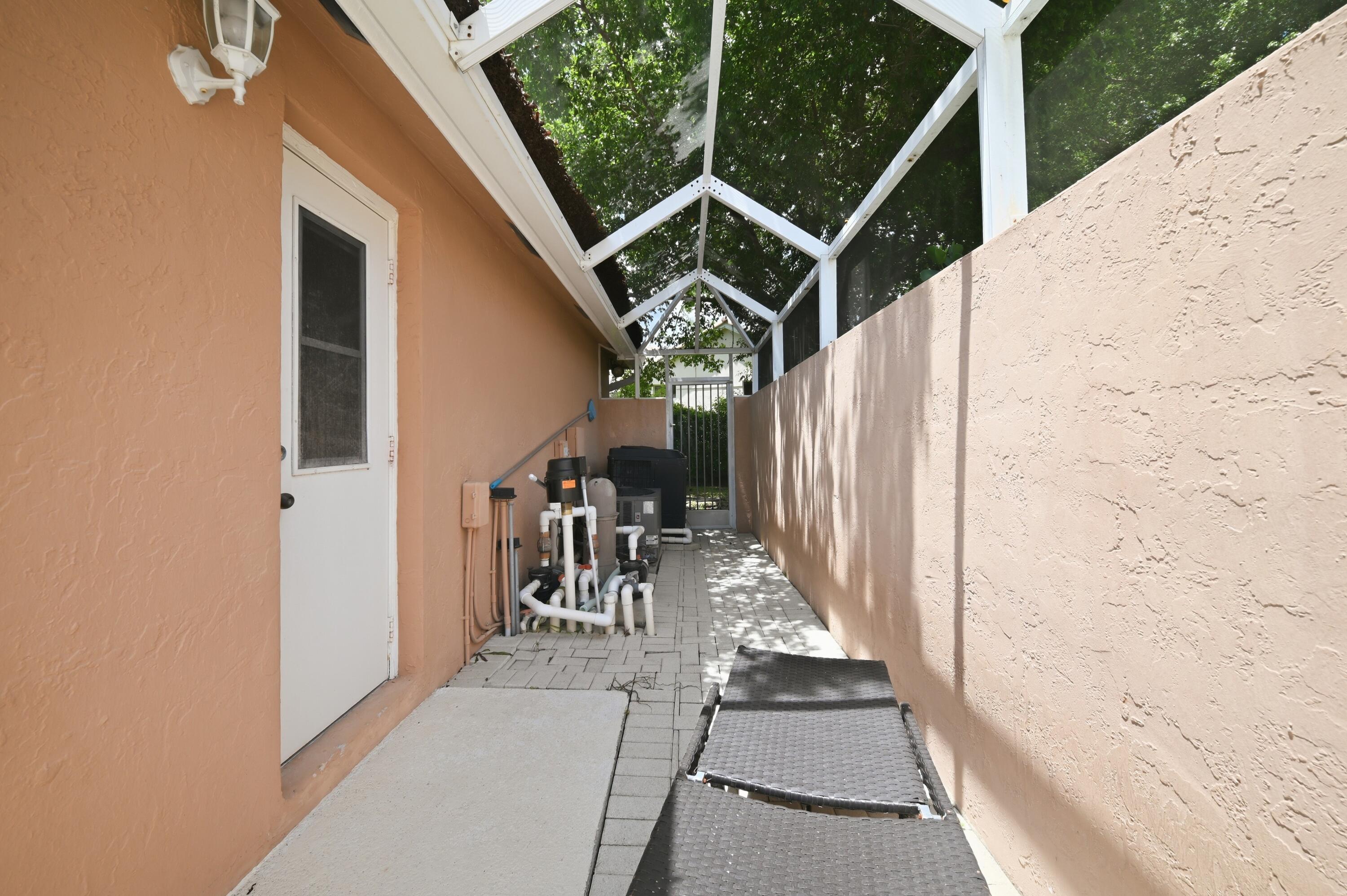 10769 Maple Chase Drive Boca Raton, FL 33498 - Photo 13 of 47 Mela_Boca_Rantal_HDR_011