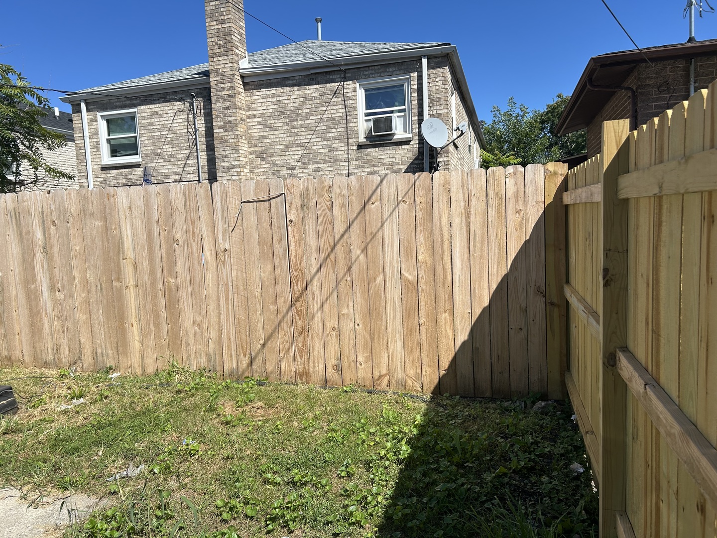 824 South 13th Avenue Maywood, IL 60153 - Photo 10 of 10 a backyard of a house with lots of green space