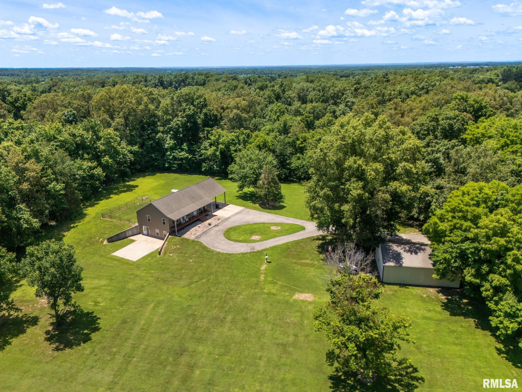 13236 Edwards Road Pittsburg, IL 62974 - Photo 4 of 34