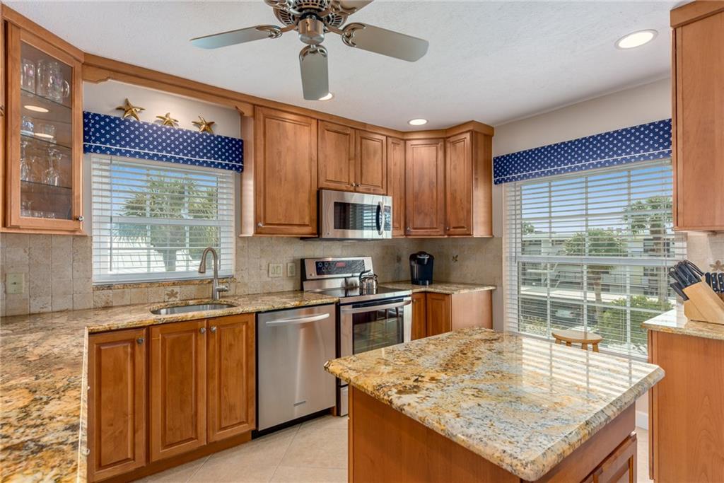 1864 Southwest Palm City Road Stuart, FL 34994 - Photo 4 of 22