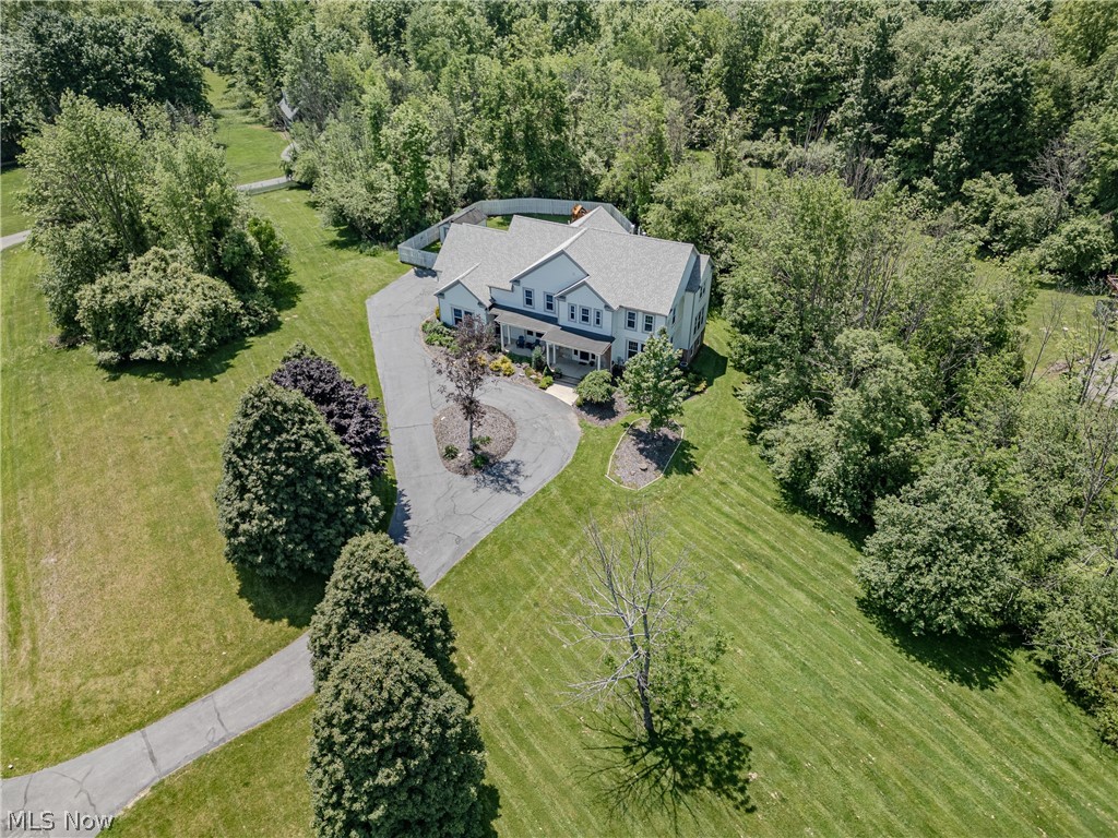 1466 Bell Road Chagrin Falls, OH 44022 - Photo 2 of 50 Gallery Image 2