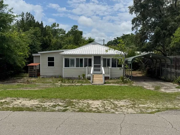 $215,000 | 505 3rd Street West, Carrabelle, FL 32322