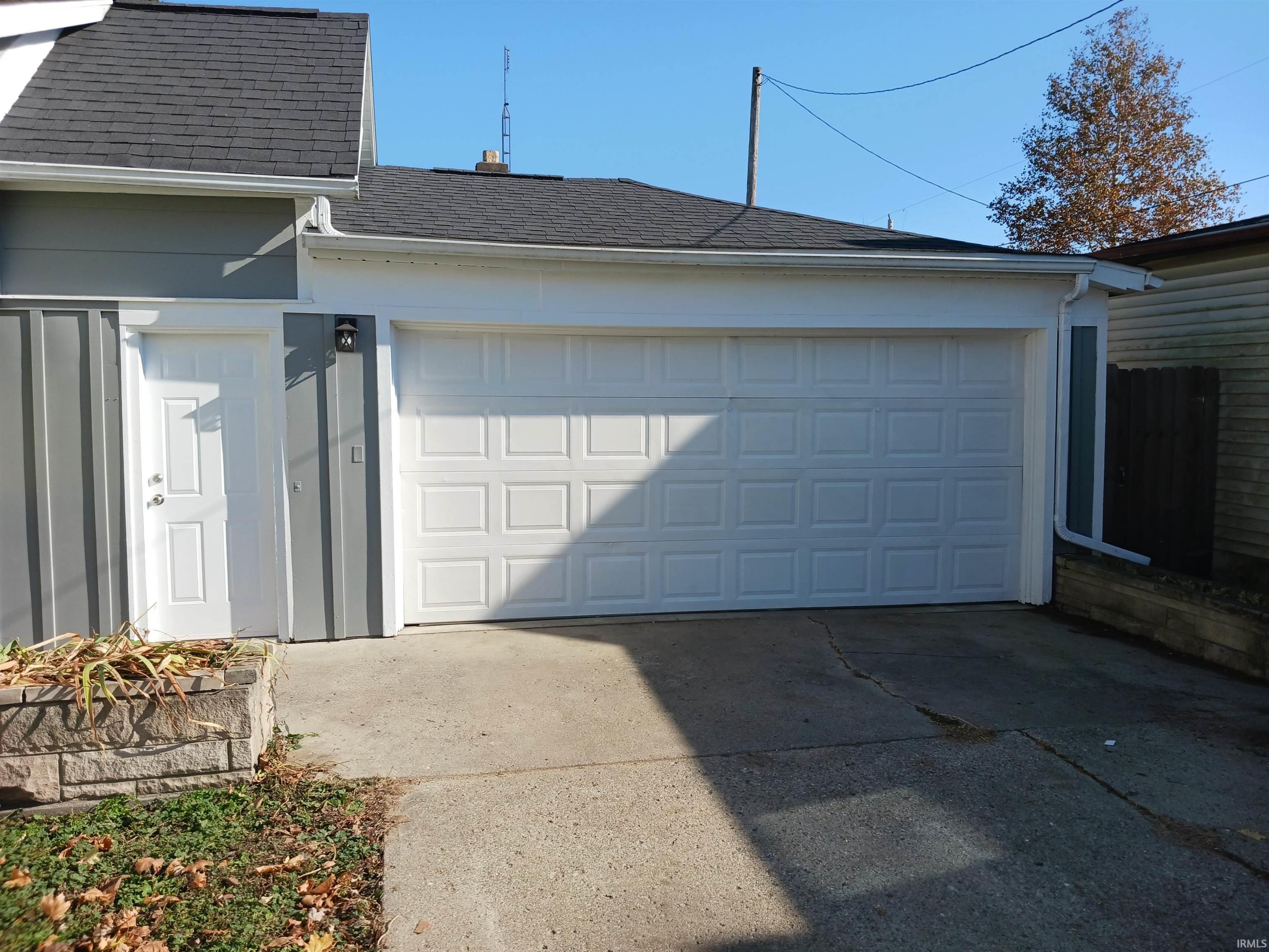 312 West Green Street Butler, IN 46721 - Photo 5 of 25