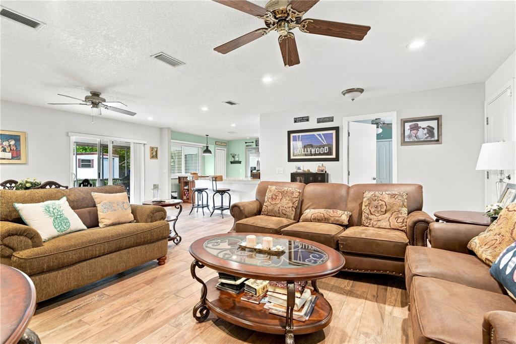840 Stratton Street Deltona, FL 32725 - Photo 13 of 39 Gallery Image 13