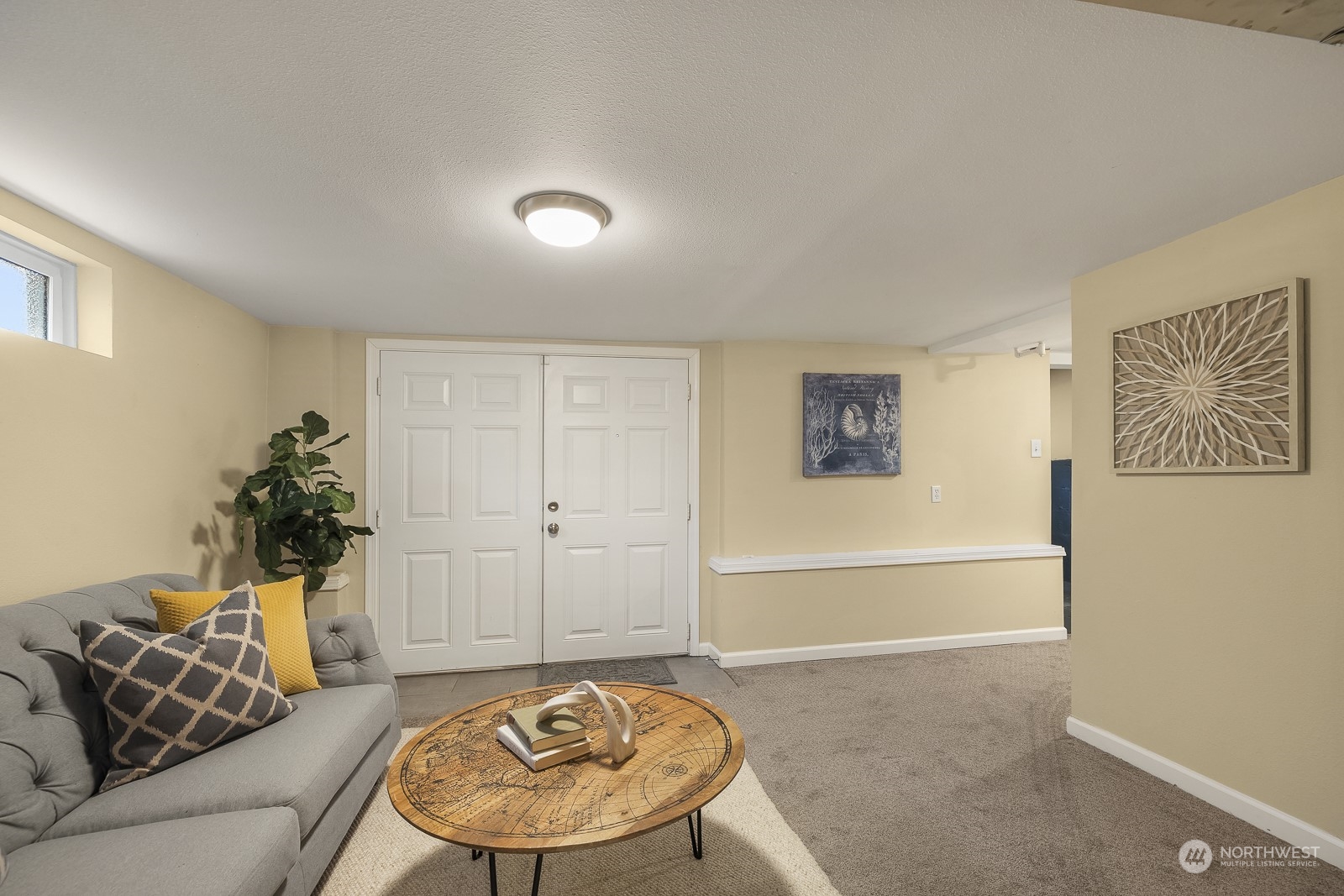 807 Edmonds Avenue Northeast Renton, WA 98056 - Photo 20 of 38 a living room with furniture and a couch